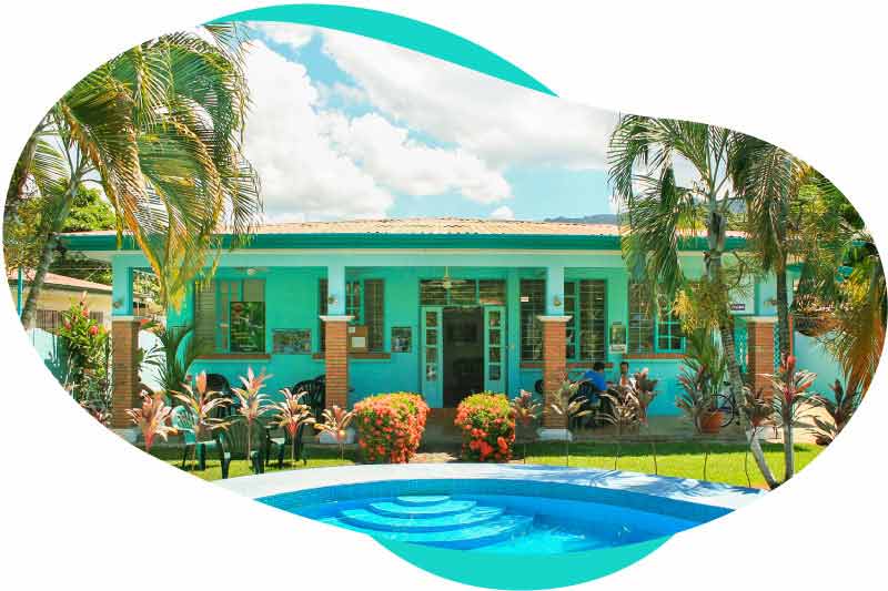 Academia Tica school campus in Jacó Beach