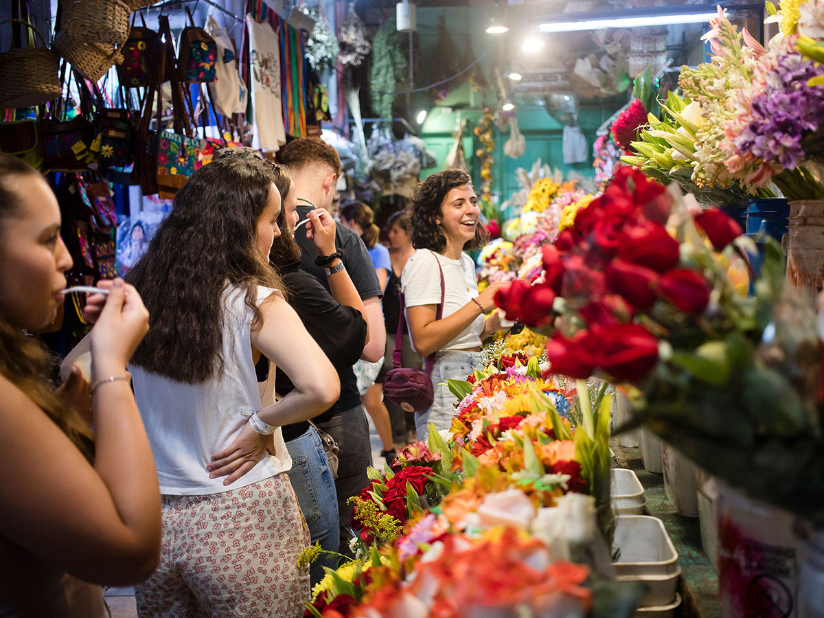 San José city tour with Spanish school students